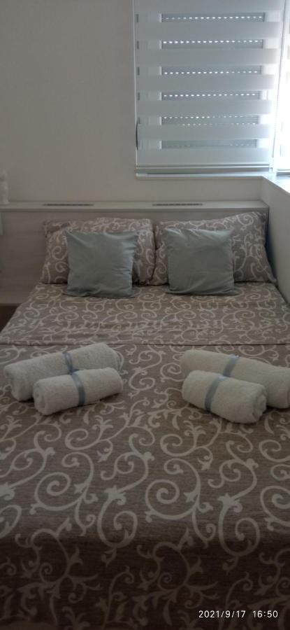 Emili Apartman Ягодина Екстериор снимка